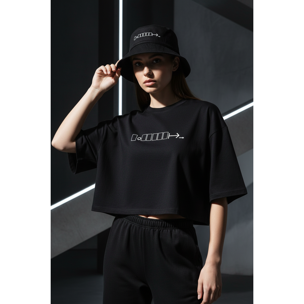 Women's Ensemble - Cropped Tee & Bucket Hat