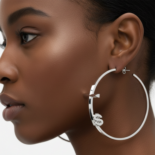 BoniJewelry Large Hoop Earrings - Black Model