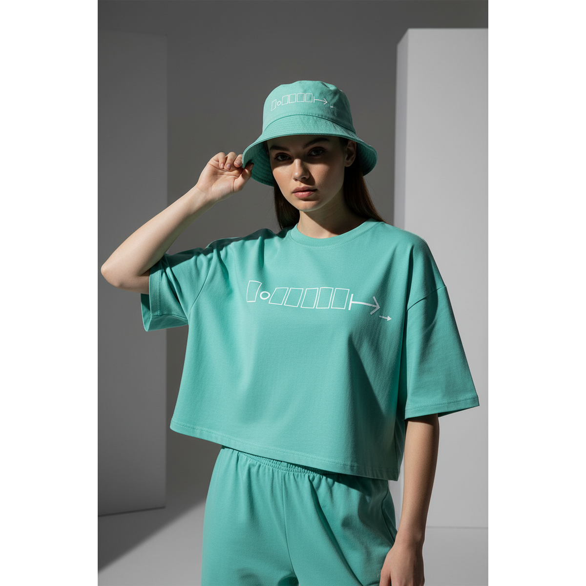 Women's Ensemble - Cropped Tee & Bucket Hat