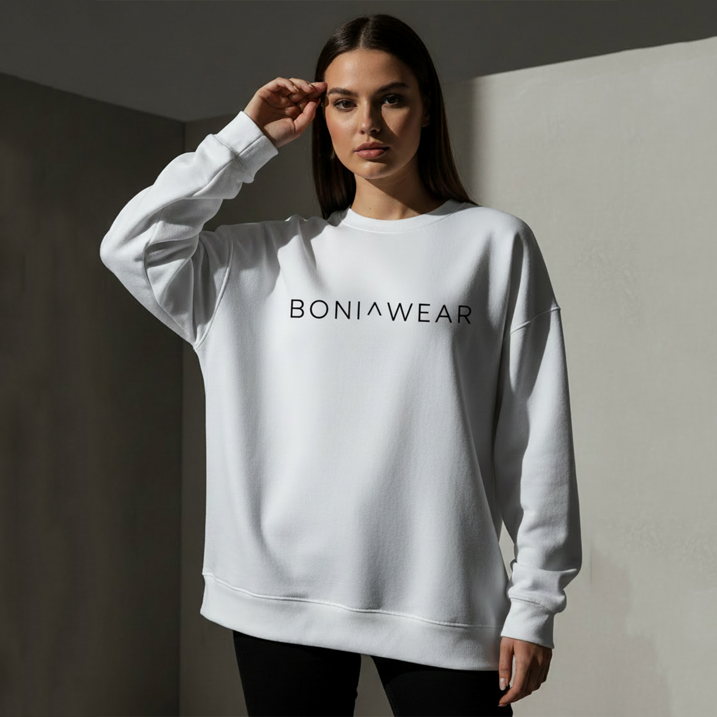 White Boniwear crewneck sweatshirt