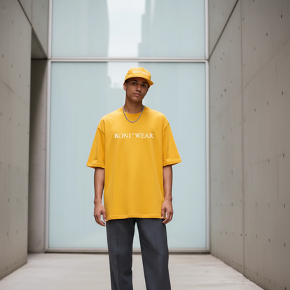 Yellow flat brim snapback and t-shirt